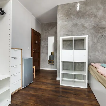 Quattro Loft Хостел Гданьск